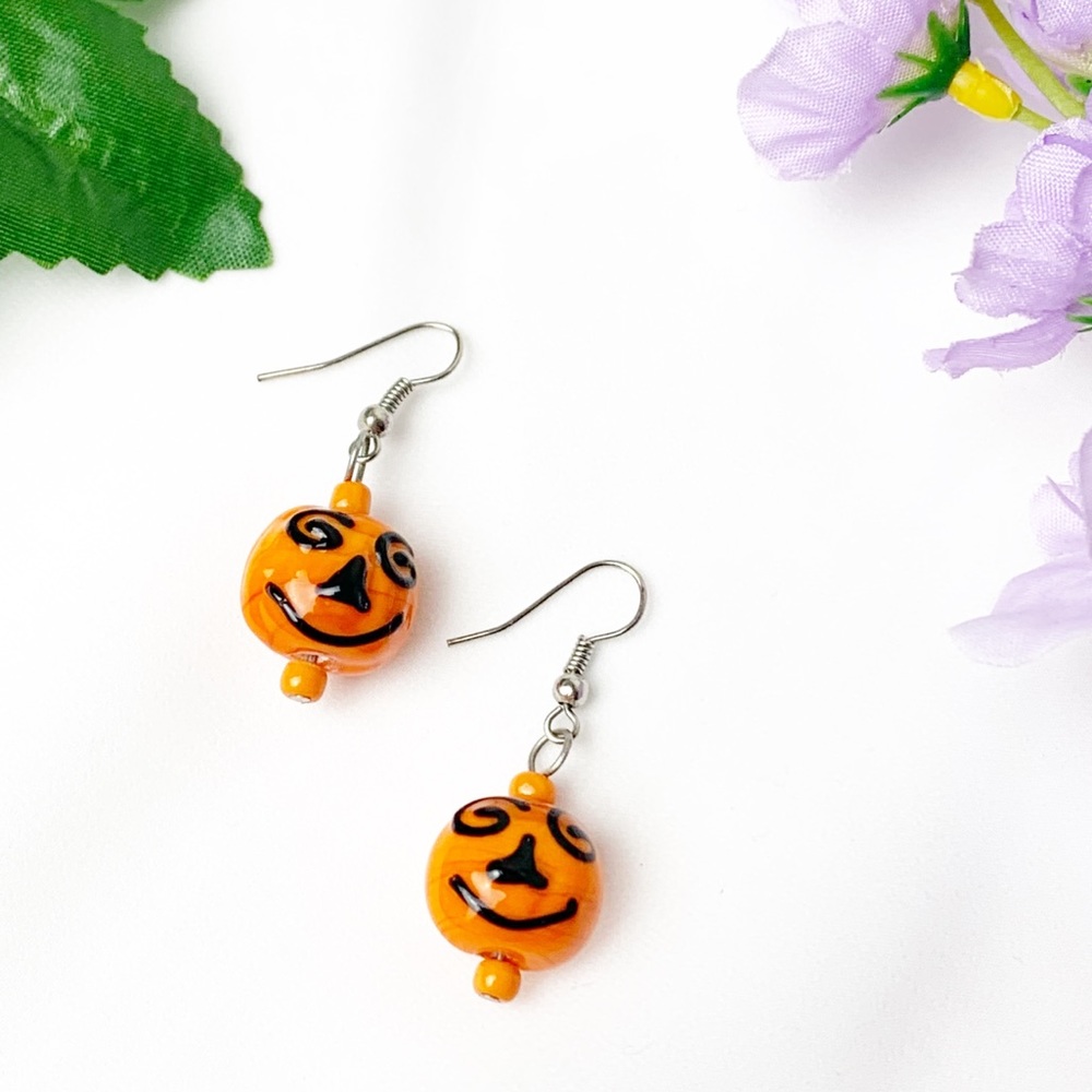 vintage orange color pumpkin shape glass material Halloween dangle earring